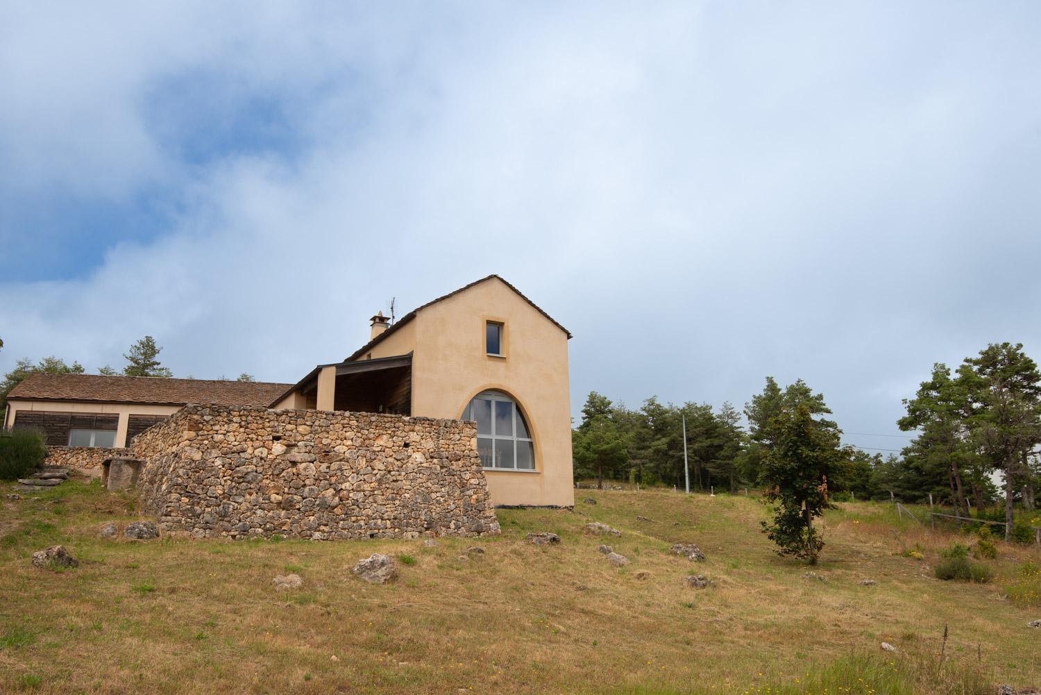 Gite Montbuisson 8/10 Personnes Saint-Pierre-des-Tripiers Exterior photo